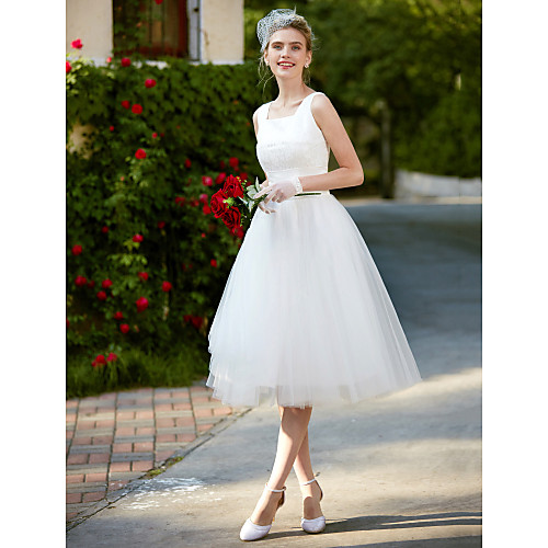 

A-Line Wedding Dresses Square Neck Knee Length Lace Tulle Regular Straps Simple Casual Vintage Plus Size Cute with Lace 2021