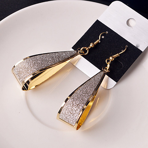 

Women's Drop Earrings Dangle Earrings Hanging Earrings Hollow Out Ladies Elegant Classic Earrings Jewelry Golden / Silver / Black For Party Wedding Casual Daily 1 Pair