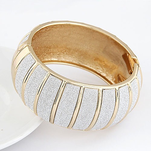 

Women's Bracelet Bangles Classic Star Ladies Vintage Fashion Oversized Alloy Bracelet Jewelry Gold / Silver For Party Gift