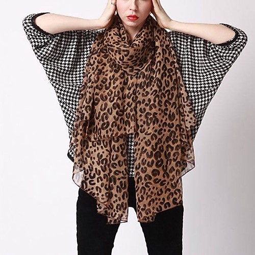 

Women's Rectangle Scarf - Leopard Basic