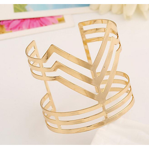 

Women's Cuff Bracelet Fashion Alloy Bracelet Jewelry Gold / Silver For Wedding Birthday