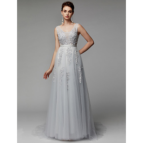

Sheath / Column V Neck Sweep / Brush Train Lace / Tulle Beautiful Back Prom / Formal Evening Dress with Appliques by TS Couture