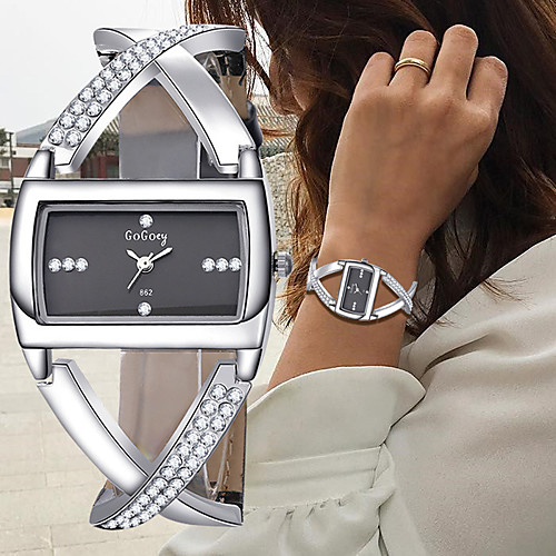 

Жен. Часы-браслет Наручные часы Diamond Watch Кварцевый Кожа Черный / Белый Секундомер Творчество Новый дизайн Аналоговый Дамы Кольцеобразный Элегантный стиль - Белый Черный / Один год / Один год