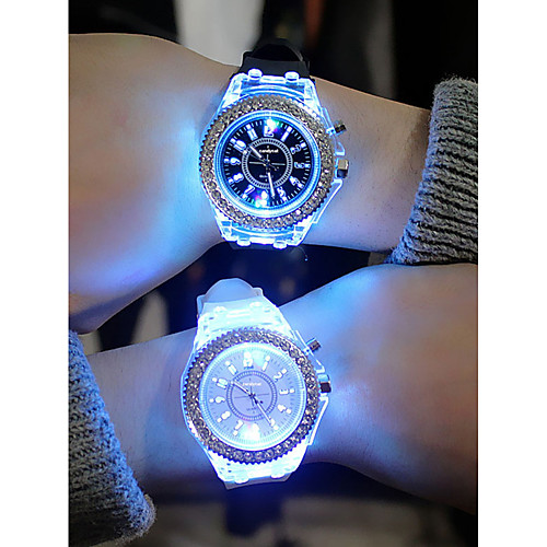 

Муж. Жен. Дамы Спортивные часы Diamond Watch Кварцевый силиконовый Черный / Белый / Оранжевый Секундомер Творчество Светящийся Аналоговый Цветной Рождество - Синий Розовый Темно-синий / Один год