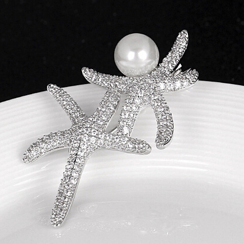 

Women's Brooches 3D 3D Printed Fashion Imitation Pearl Silver Plated Brooch Jewelry White For Christmas Gifts Wedding Party Dress Party & Evening New Year