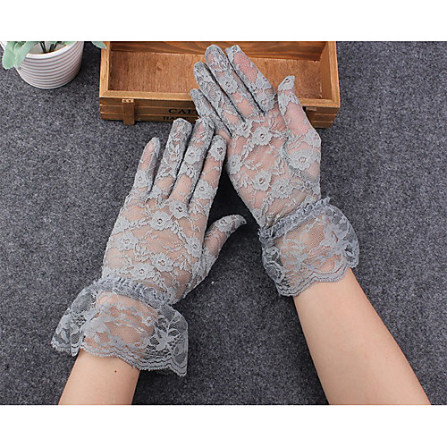 

Lace Wrist Length Glove Scalloped Edge / Lace With Trim