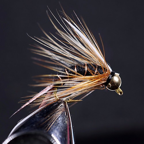 

8 pcs Fishing Lures Flies Sinking Bass Trout Pike Fly Fishing General Fishing