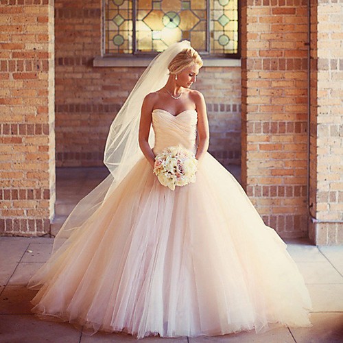 

Ball Gown Wedding Dresses Strapless Court Train Tulle Strapless Formal Little White Dress with Ruched 2021