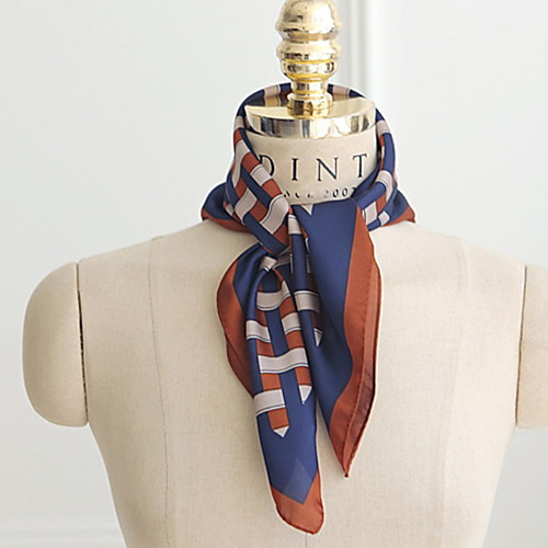 

Women's Basic Square Scarf - Print
