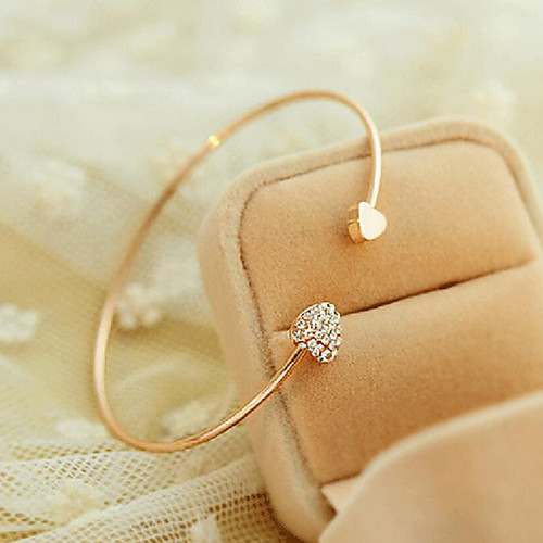 

Women's Bracelet Classic Wedding Birthday Vintage Theme European Trendy Casual / Sporty Ethnic French Alloy Bracelet Jewelry Rose Gold / Gold For Date Festival