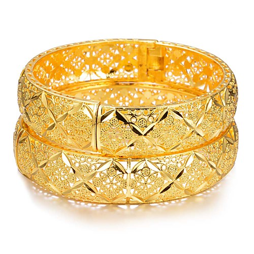 

2pcs Women's Cuff Bracelet Hollow Out Wedding Vintage Theme Luxury Classic Trendy Ethnic Africa 24K Gold Plated Bracelet Jewelry Gold For Christmas Wedding Gift Birthday Festival