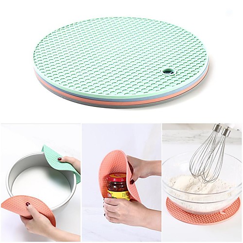 

Multi-Function Coaster 18cm Round Heat-Resistant Honeycomb Silicone Coaster Slip Anti-Hot Pad Kitchen Tools 4 Pieces Set