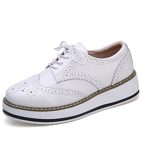 

Women's Oxfords Brogue Flat Heel Round Toe Casual Daily Walking Shoes PU Leather Patent Leather Solid Colored White Burgundy Black