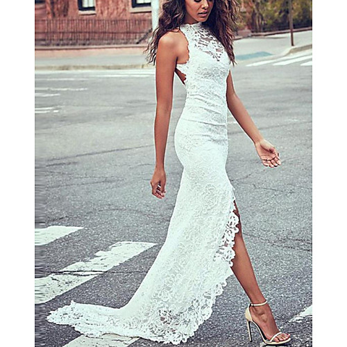 

Sheath / Column Wedding Dresses Jewel Neck Court Train Lace Sleeveless Beach with Split Front 2021