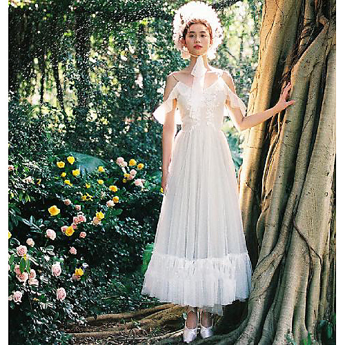 

A-Line Wedding Dresses Spaghetti Strap Ankle Length Tulle Cap Sleeve Romantic Beach with Pleats Lace Insert 2021