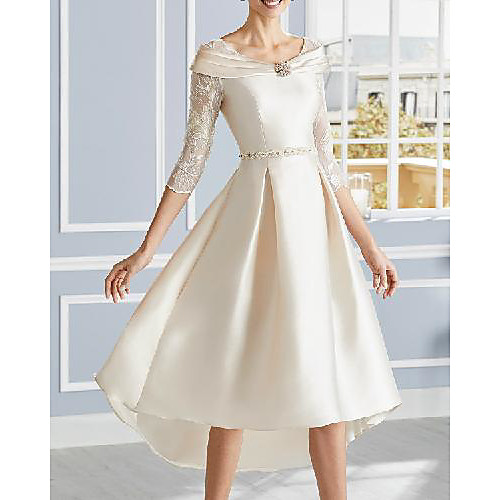 

A-Line Mother of the Bride Dress Elegant V Neck Asymmetrical Lace Satin Half Sleeve with Appliques 2021