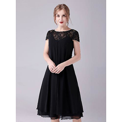 

A-Line Mother of the Bride Dress Plus Size Elegant Jewel Neck Knee Length Chiffon Short Sleeve with Lace Beading Tier 2021