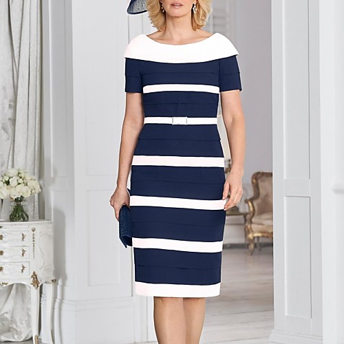 

Sheath / Column Mother of the Bride Dress Elegant Jewel Neck Knee Length Stretch Fabric Short Sleeve with Crystal Brooch Color Block 2021