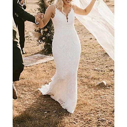 

Sheath / Column Wedding Dresses V Neck Sweep / Brush Train Lace Sleeveless Country Romantic with Appliques 2021