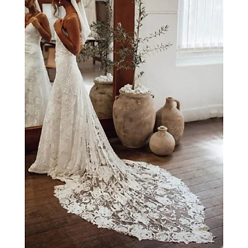 

Sheath / Column Wedding Dresses V Neck Court Train Lace Sleeveless Simple Beach with Appliques 2021