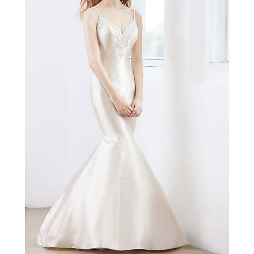 

Mermaid / Trumpet Wedding Dresses V Neck Court Train Satin Sleeveless Country Romantic with Appliques 2021