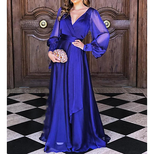 

A-Line Beautiful Back Minimalist Wedding Guest Formal Evening Dress V Neck Long Sleeve Floor Length Chiffon with Pleats 2021