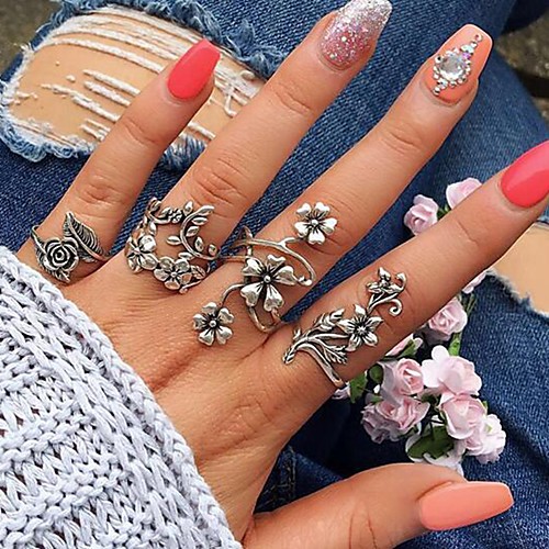 

Band Ring Mismatched Silver Alloy Flower Classic 1 set One Size / Women's