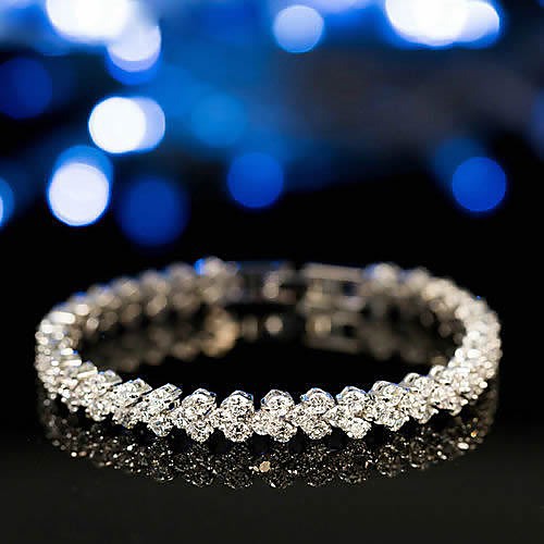 

Women's Tennis Bracelet Bracelet Classic Fashion Elegant Classic Alloy Bracelet Jewelry Rose Gold / Silver / Gold For Gift Date