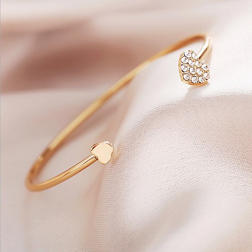 

Women's Clear Cubic Zirconia Cuff Bracelet Heart Heart Stylish Simple European Sweet Rhinestone Bracelet Jewelry Silver / Gold For Wedding Party Evening Date Birthday Festival