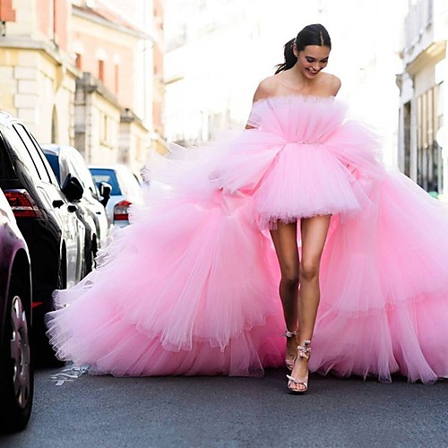 

Ball Gown Luxurious Elegant Engagement Formal Evening Dress Strapless Sleeveless Chapel Train Tulle with Tier 2021