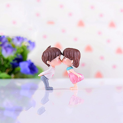 

Couple Decorative Ornaments Resin Modern Waterproof Home Decoration Gift 2 Pieces