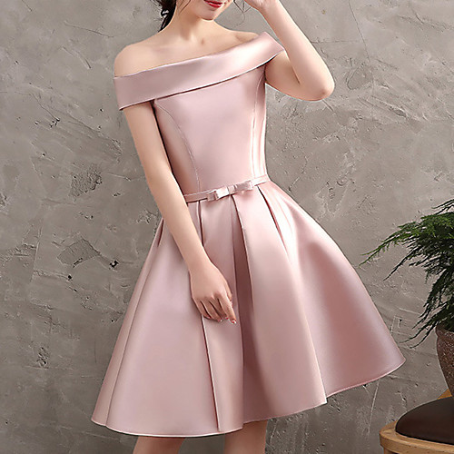 

A-Line Off Shoulder Knee Length Spandex Bridesmaid Dress with Bow(s)