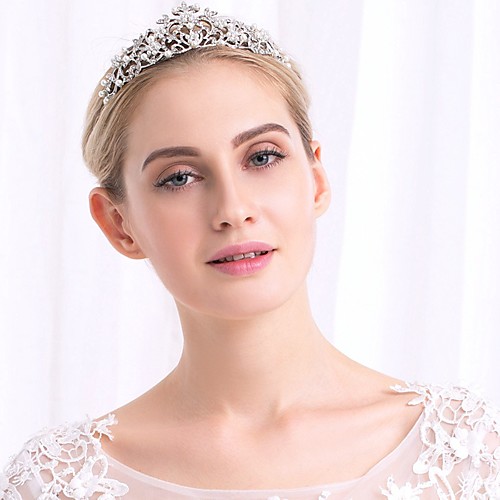 

Wedding Bridal Rhinestone / Alloy Headpiece with Rhinestone / Pearls 1 Piece Wedding / Special Occasion Headpiece