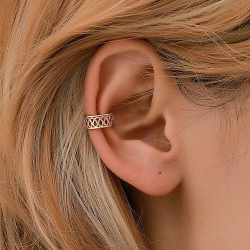

Women's Ear Clips Single Earring Classic Star Stylish Simple Fashion Vintage Classic Earrings Jewelry Silver / Gold For Birthday Street Gift Date Festival 1pc