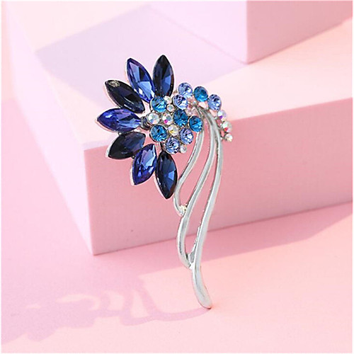 

Women's Cubic Zirconia Brooches Geometrical Fashion Stylish Brooch Jewelry Silver For Dailywear