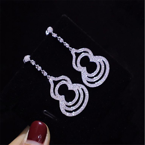 

Women's Stud Earrings Earrings Classic Fashion Romantic Punk Trendy Cute Sweet Earrings Jewelry Silver For Street Gift Date Birthday Festival 1 Pair