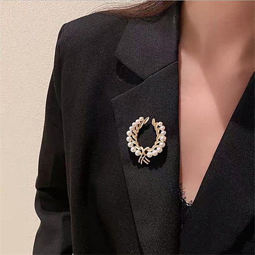 

Women's Pearl Brooches Geometrical Fashion Stylish Brooch Jewelry White For Anniversary Birthday Office / Career Dailywear