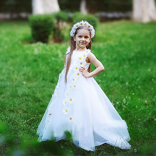 

A-Line Floor Length Flower Girl Dresses Party Tulle Sleeveless Jewel Neck with Flower