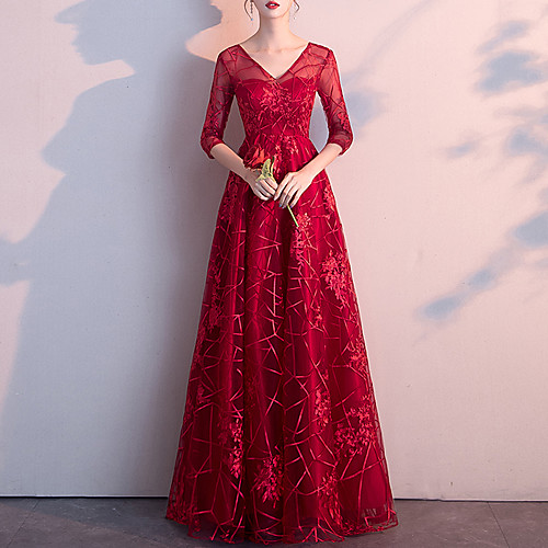

A-Line Elegant Floral Engagement Prom Dress V Neck Half Sleeve Floor Length Tulle with Pleats Embroidery 2021