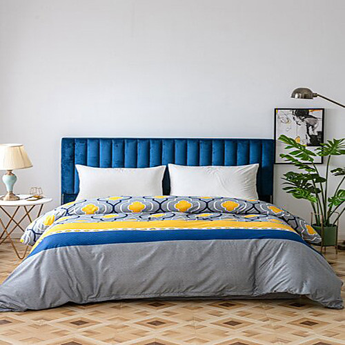 

3-Piece Duvet Cover Set Hotel Bedding Sets Comforter Cover with Soft Lightweight Microfiber Include 1 Duvet Cover 2 Pillowcases for Double/Queen/King(1 Pillowcase for Twin/Single)