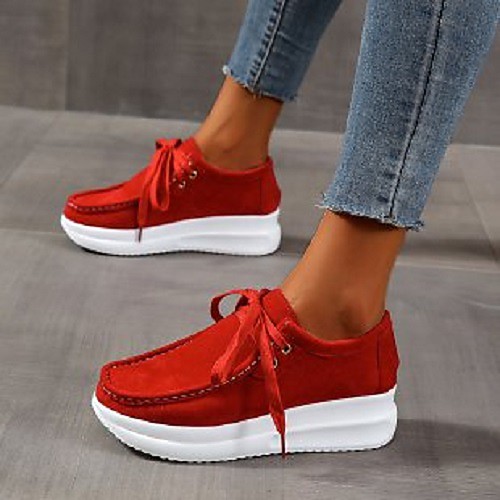 

Women's Sneakers Platform Round Toe PU Solid Colored Light Brown Yellow Red