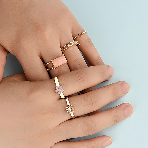 

Ring Set Sweet Temperament Wind Flower Rhinestone Alloy Ring 5pc Combination Ring