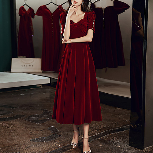 

A-Line Minimalist Vintage Party Wear Prom Dress Sweetheart Neckline Short Sleeve Tea Length Velvet with Buttons 2021