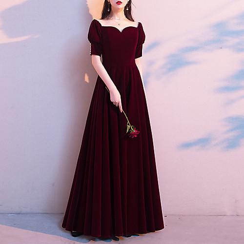 

A-Line Minimalist Vintage Wedding Guest Formal Evening Dress Sweetheart Neckline Short Sleeve Floor Length Velvet with Sleek 2021