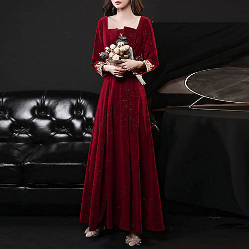 

A-Line Glittering Elegant Engagement Formal Evening Dress Scoop Neck Long Sleeve Floor Length Velvet with Embroidery Appliques 2021