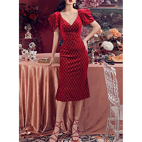 

Sheath / Column Glittering Vintage Wedding Guest Formal Evening Dress V Neck Short Sleeve Tea Length Velvet with Sequin 2021