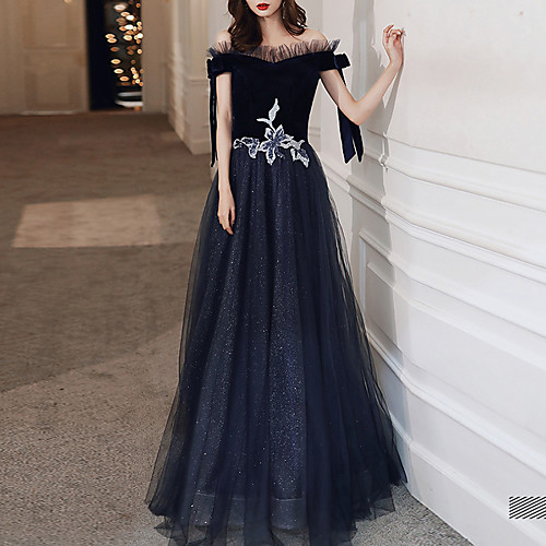

A-Line Elegant Floral Wedding Guest Formal Evening Dress Off Shoulder Short Sleeve Floor Length Tulle Velvet with Appliques 2021