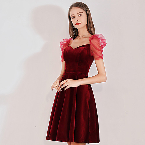 

A-Line Minimalist Elegant Homecoming Cocktail Party Dress Sweetheart Neckline Short Sleeve Short / Mini Velvet with Pleats 2021