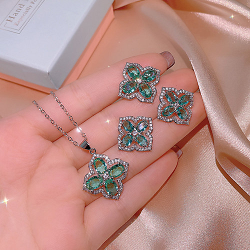 

Women's Clear Green Cubic Zirconia Jewelry Set Geometrical Floral Theme Clover Rustic / Lodge Simple Fashion Korean Earrings Jewelry Silver For Anniversary Party Evening Gift Festival 1 set