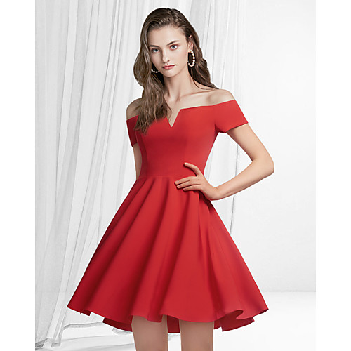 

A-Line Reformation Amante Minimalist Party Wear Cocktail Party Dress Off Shoulder Sleeveless Short / Mini Satin with Pleats 2021